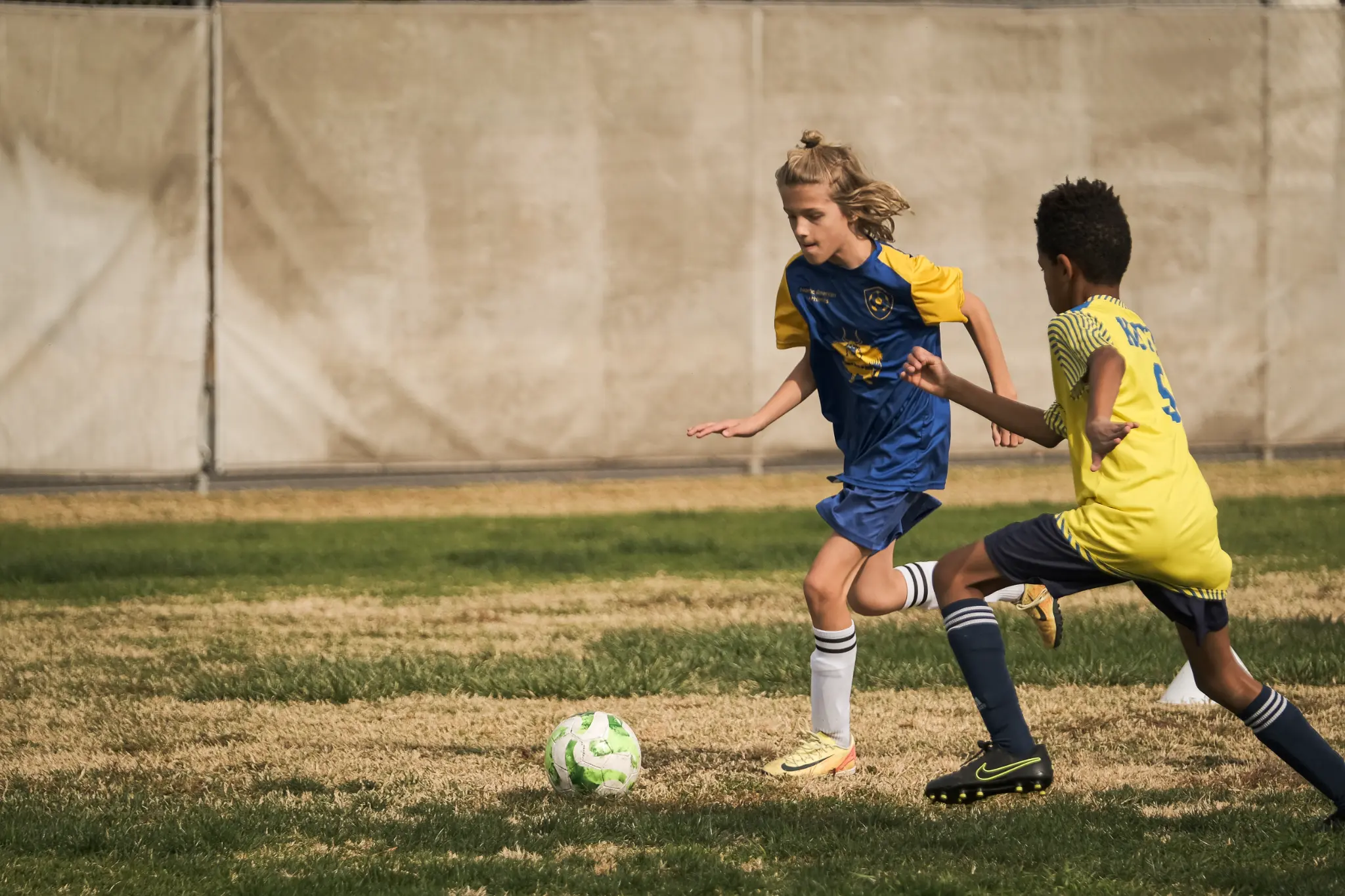 Nordic Soccer defensive training drill with players learning proper positioning and tackling at Kester Avenue Elementary in Sherman Oaks